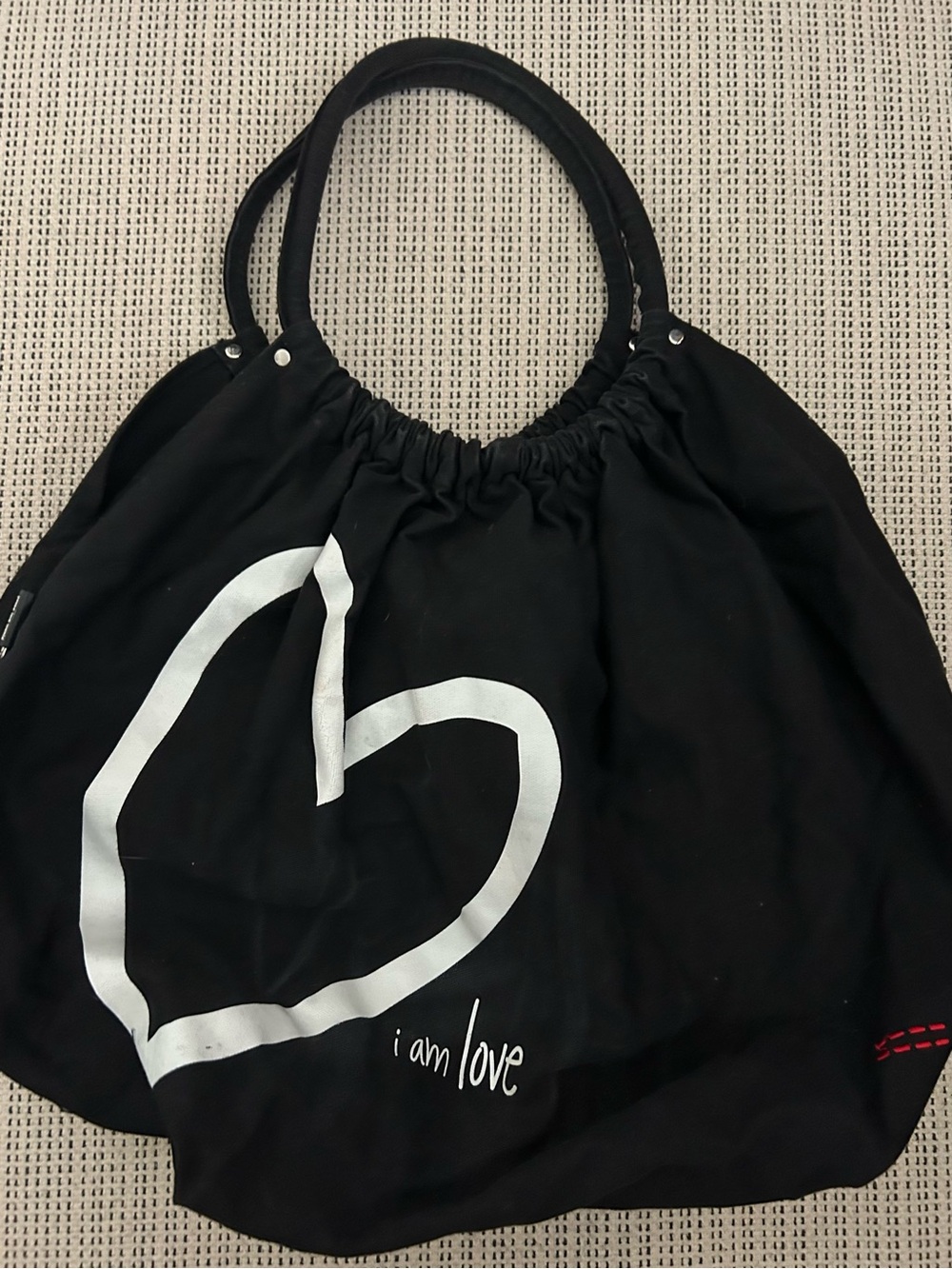 Black Heart Print Tote Bag - I Am Love